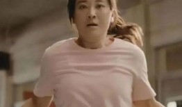 刘大锤最新爆料贾玲视频,贾玲幕后视频曝光，笑料百出引热议